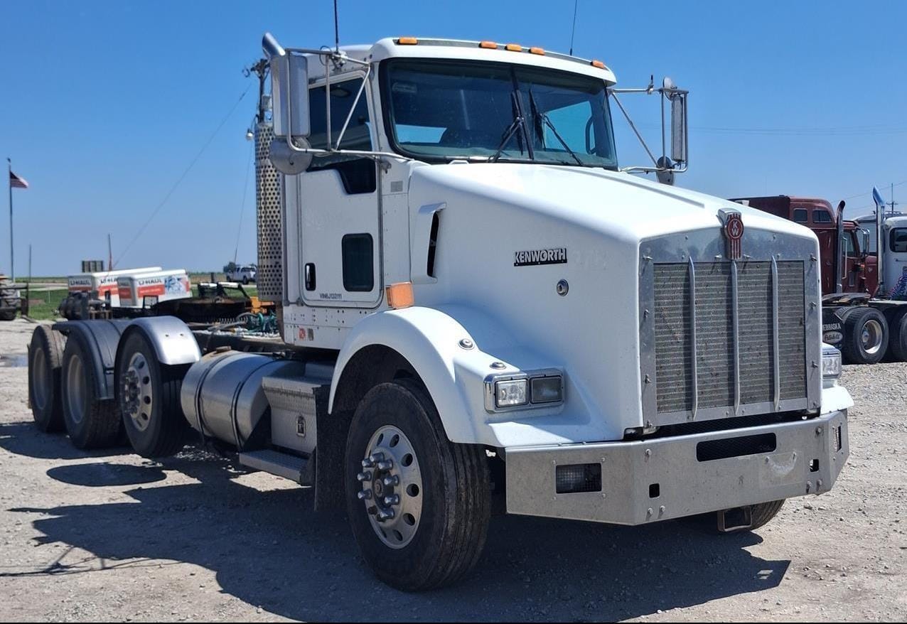 2006 Kenworth T800 Equipment Image0
