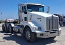 2006 Kenworth T800 Image