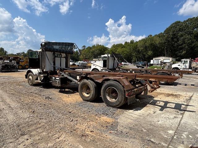 Image of Kenworth T800 equipment image 2