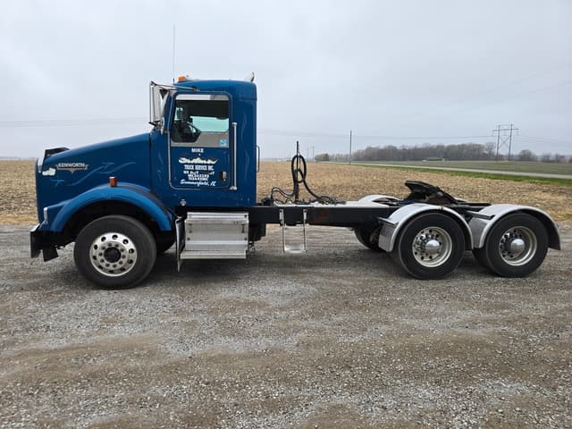 Image of Kenworth T800 equipment image 4