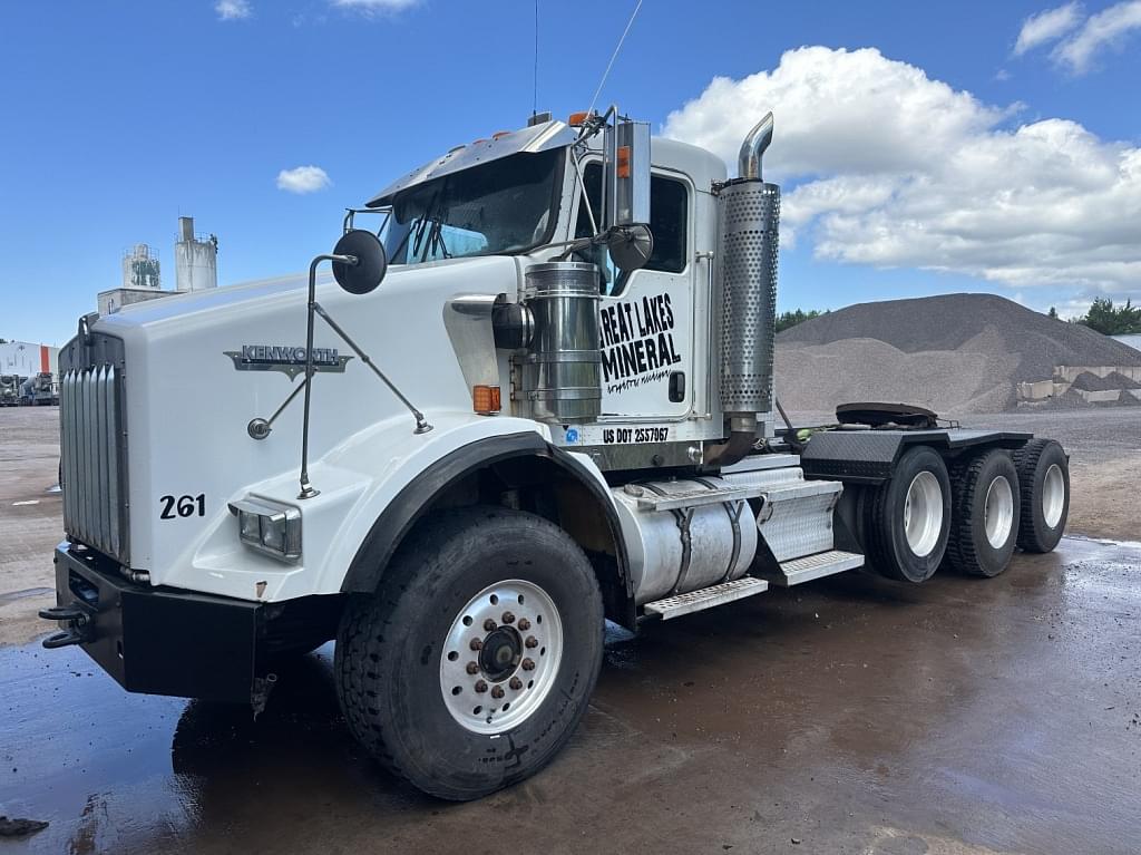 Image of Kenworth T800 Primary image