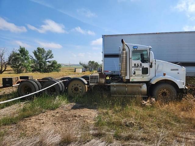 Image of Kenworth T800 equipment image 2