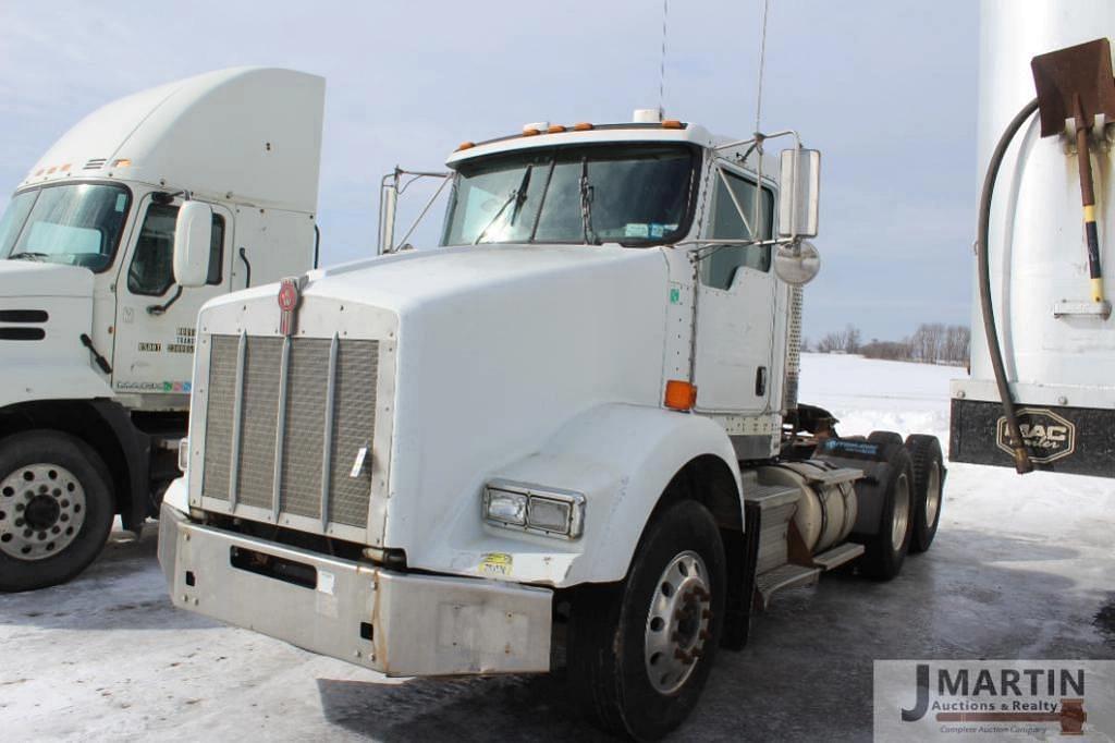 Image of Kenworth T800 Primary image