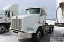 2006 Kenworth T800 Image