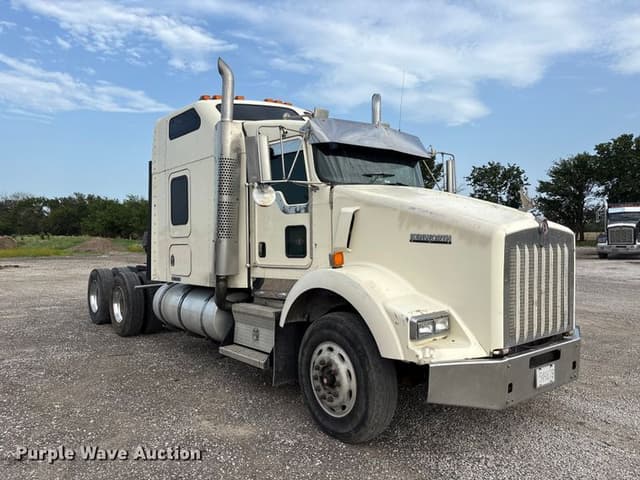 Image of Kenworth T800 equipment image 2