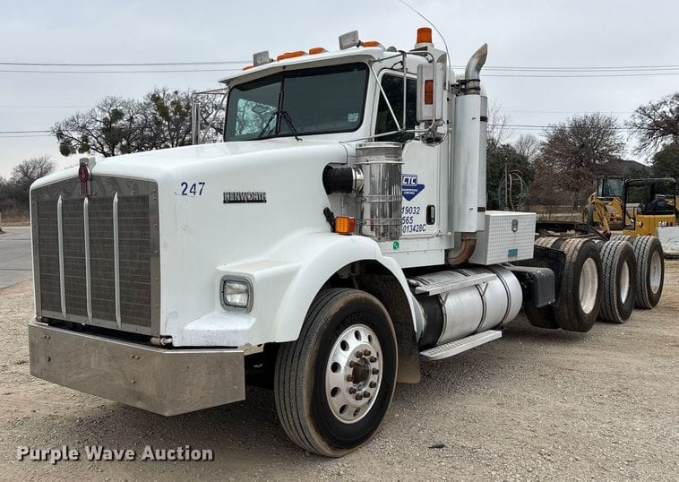 2006 Kenworth T800 Equipment Image0