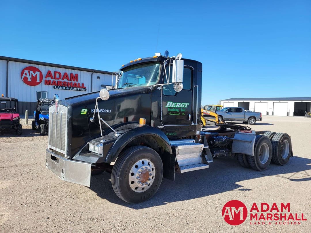 Image of Kenworth T800 Primary image