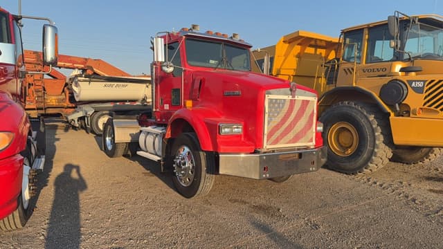 Image of Kenworth T800 equipment image 2