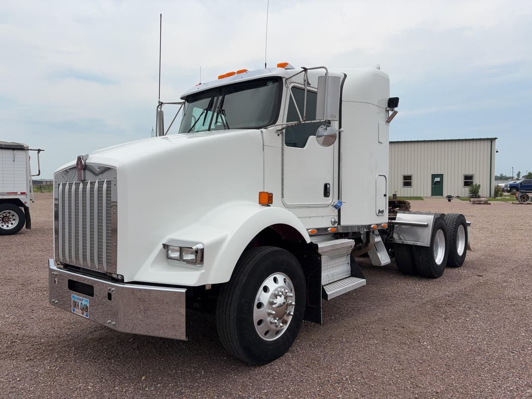 Image of Kenworth T800 Primary image