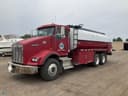 2006 Kenworth T800 Image