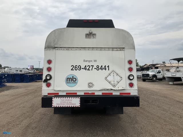 Image of Kenworth T800 equipment image 3