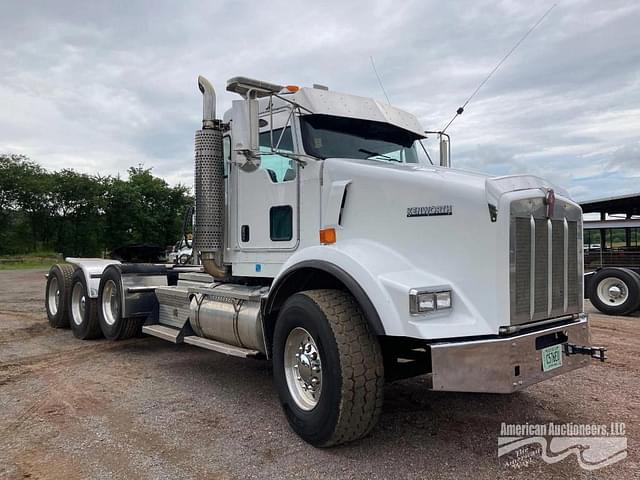 Image of Kenworth T800 equipment image 1