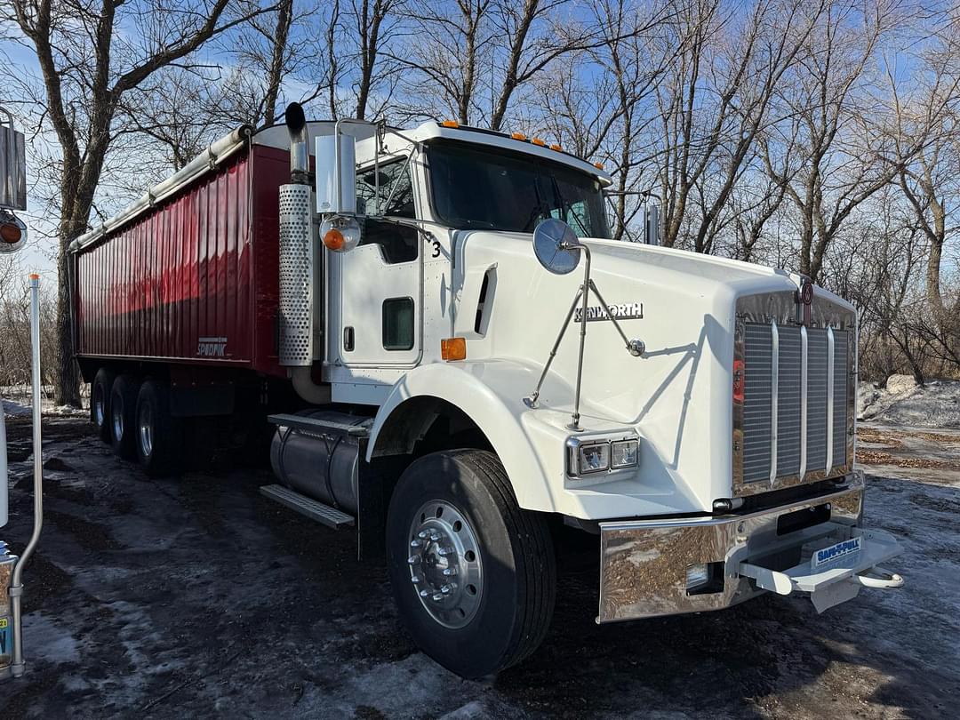 Image of Kenworth T800 Primary image