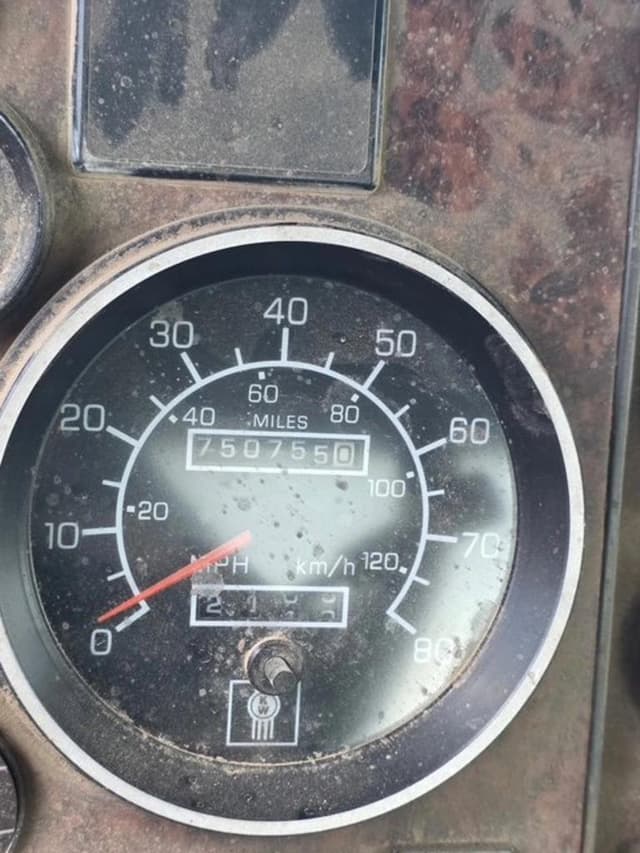 Image of Kenworth T800 equipment image 4