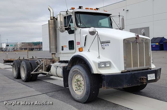 Image of Kenworth T800 equipment image 2