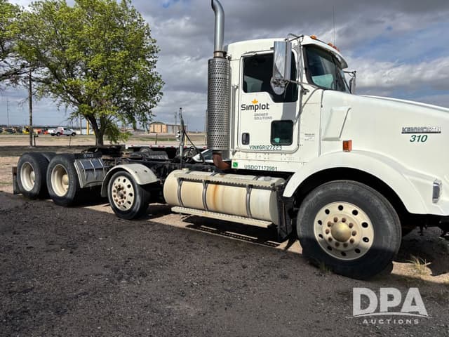 Image of Kenworth T800 equipment image 2