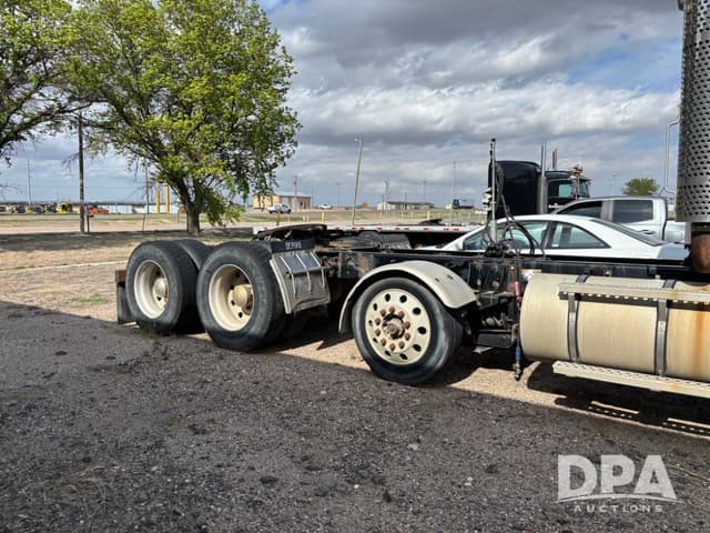 Image of Kenworth T800 equipment image 4