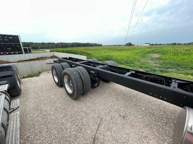Image of Kenworth T800 equipment image 4