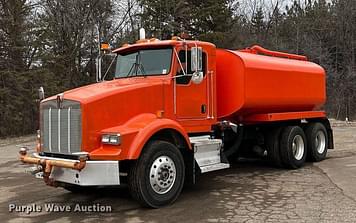 Main image Kenworth T800