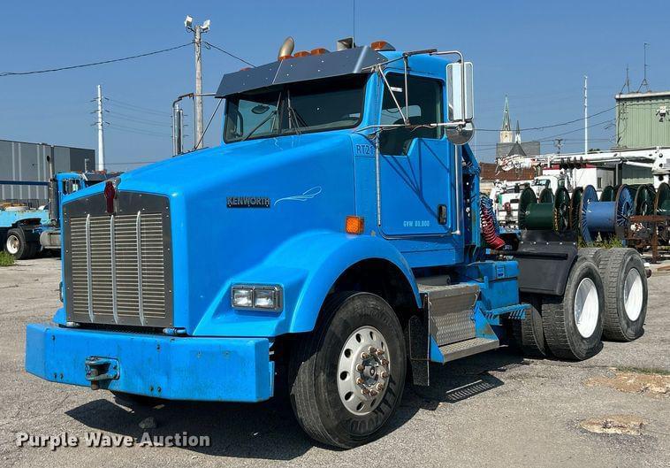 Image of Kenworth T800 Primary image