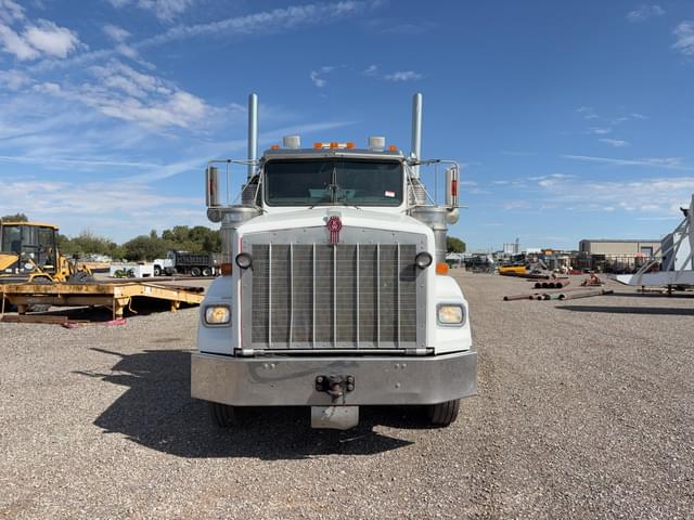 Image of Kenworth T800B equipment image 1