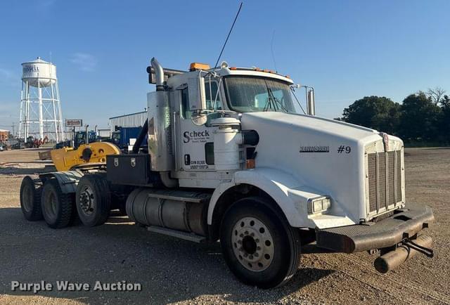 Image of Kenworth T800B equipment image 4