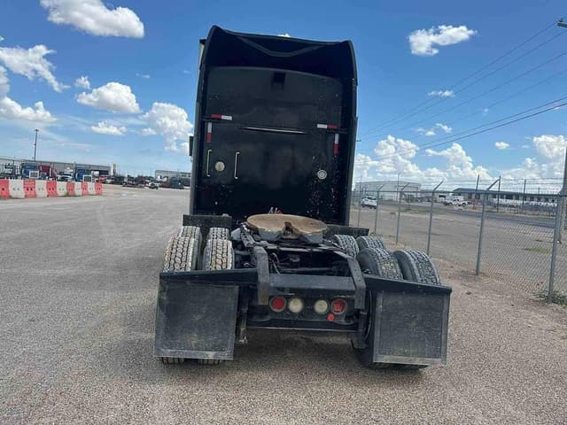 Image of Kenworth W900 equipment image 4