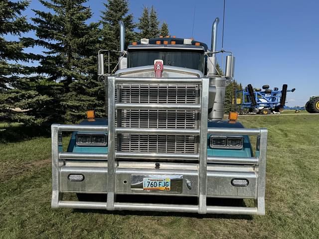 Image of Kenworth W900 equipment image 3