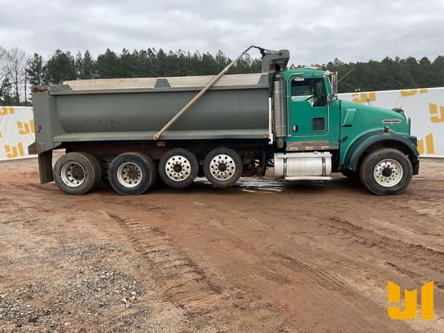 Image of Kenworth W900 equipment image 3