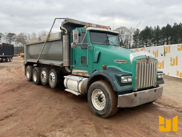 Image of Kenworth W900 equipment image 2