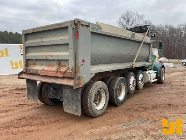 Image of Kenworth W900 equipment image 4