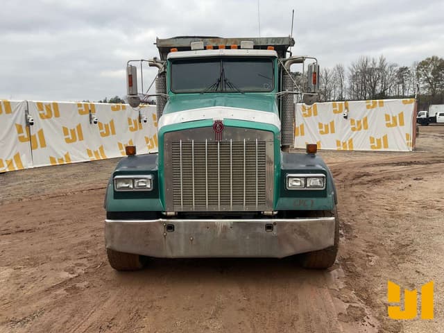 Image of Kenworth W900 equipment image 1