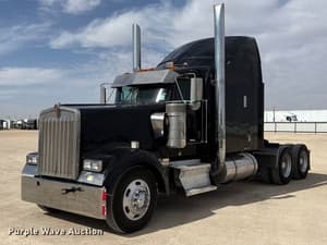 2006 Kenworth W900 Image