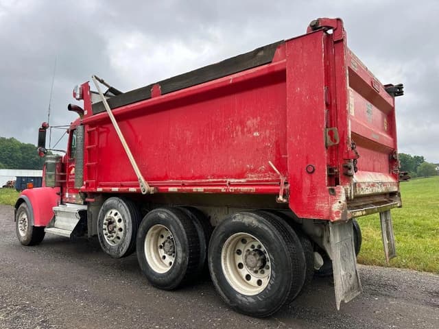 Image of Kenworth W900 equipment image 2