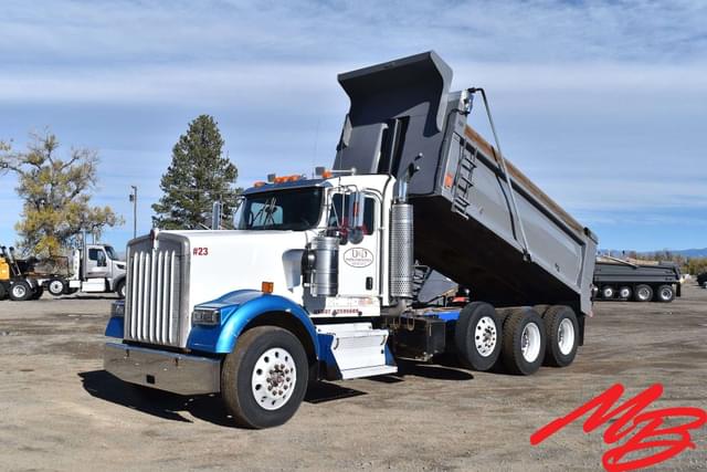 Image of Kenworth W900B equipment image 2