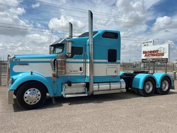 Main image Kenworth W900L