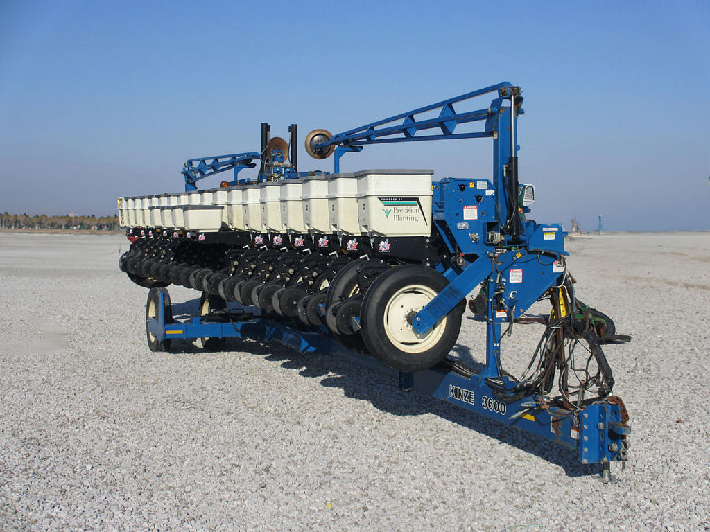 Image of Kinze 3600 Primary image