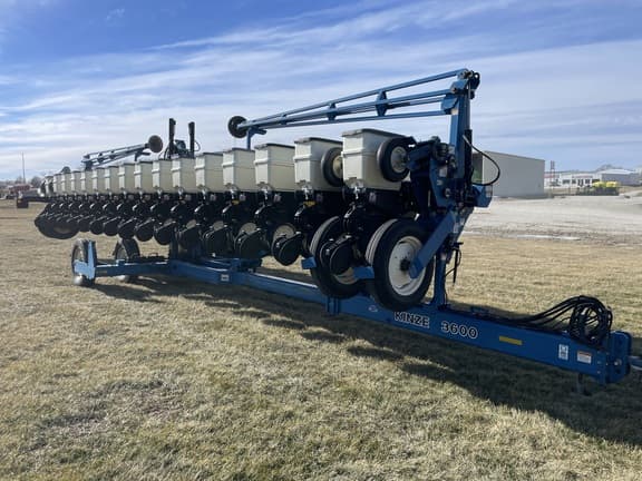 Image of Kinze 3600 Primary image