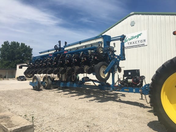 Main image Kinze 3650