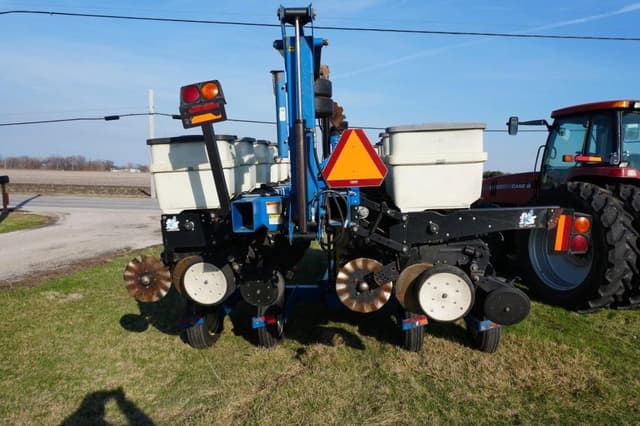 Image of Kinze 3500 equipment image 1
