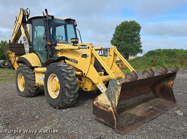 Image of Komatsu WB150 equipment image 2