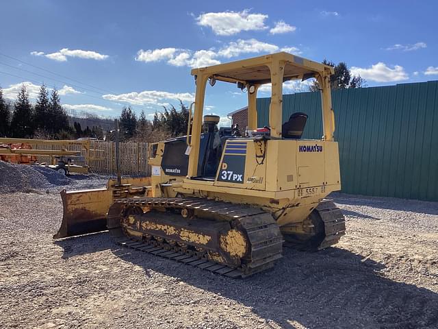 Image of Komatsu D37PX-21 equipment image 2