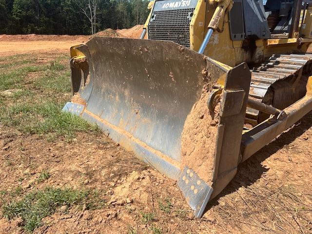 Image of Komatsu D65EX-15E0 equipment image 2