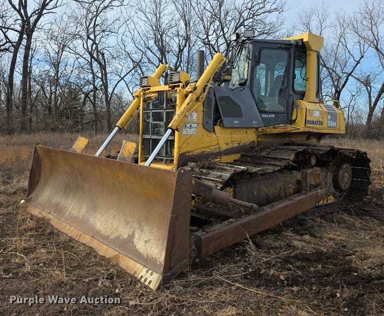 2006 Komatsu D65PX-15 Equipment Image0
