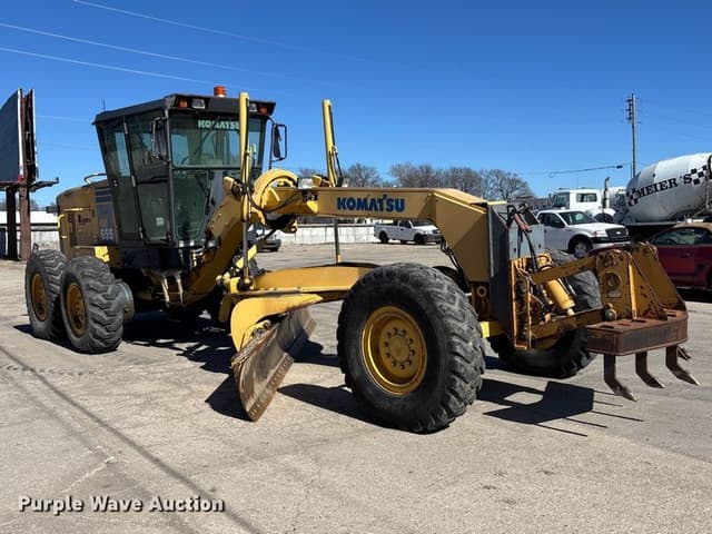 Image of Komatsu GD655 equipment image 2