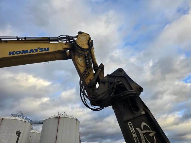Image of Komatsu PC1250LC equipment image 1