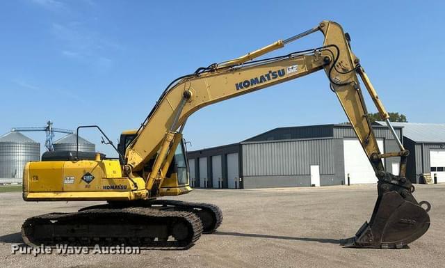 Image of Komatsu PC200LC-7 equipment image 3