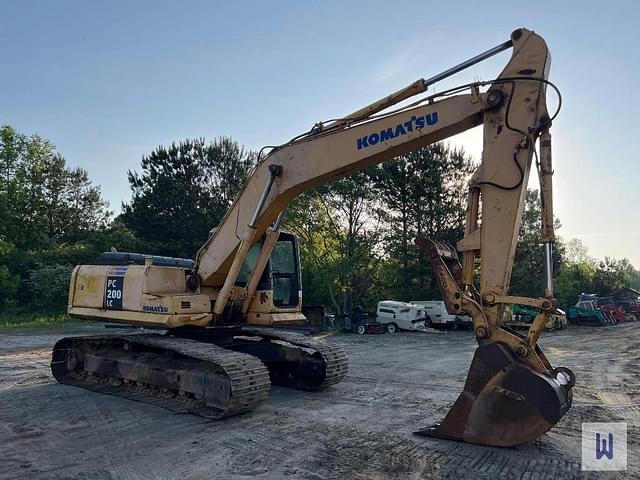 Image of Komatsu PC200LC equipment image 2