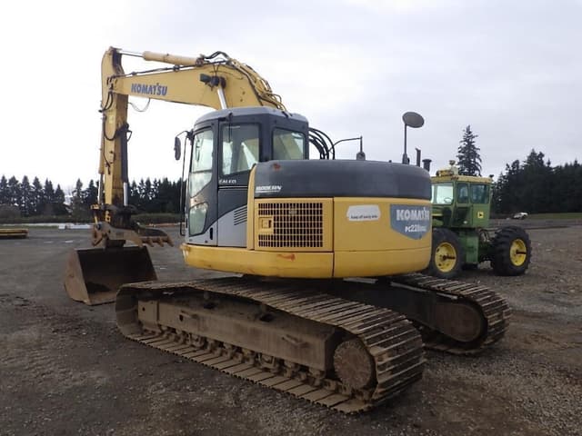 Image of Komatsu PC228USLC equipment image 4