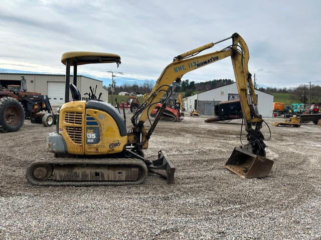 Image of Komatsu PC35MR-2 equipment image 4